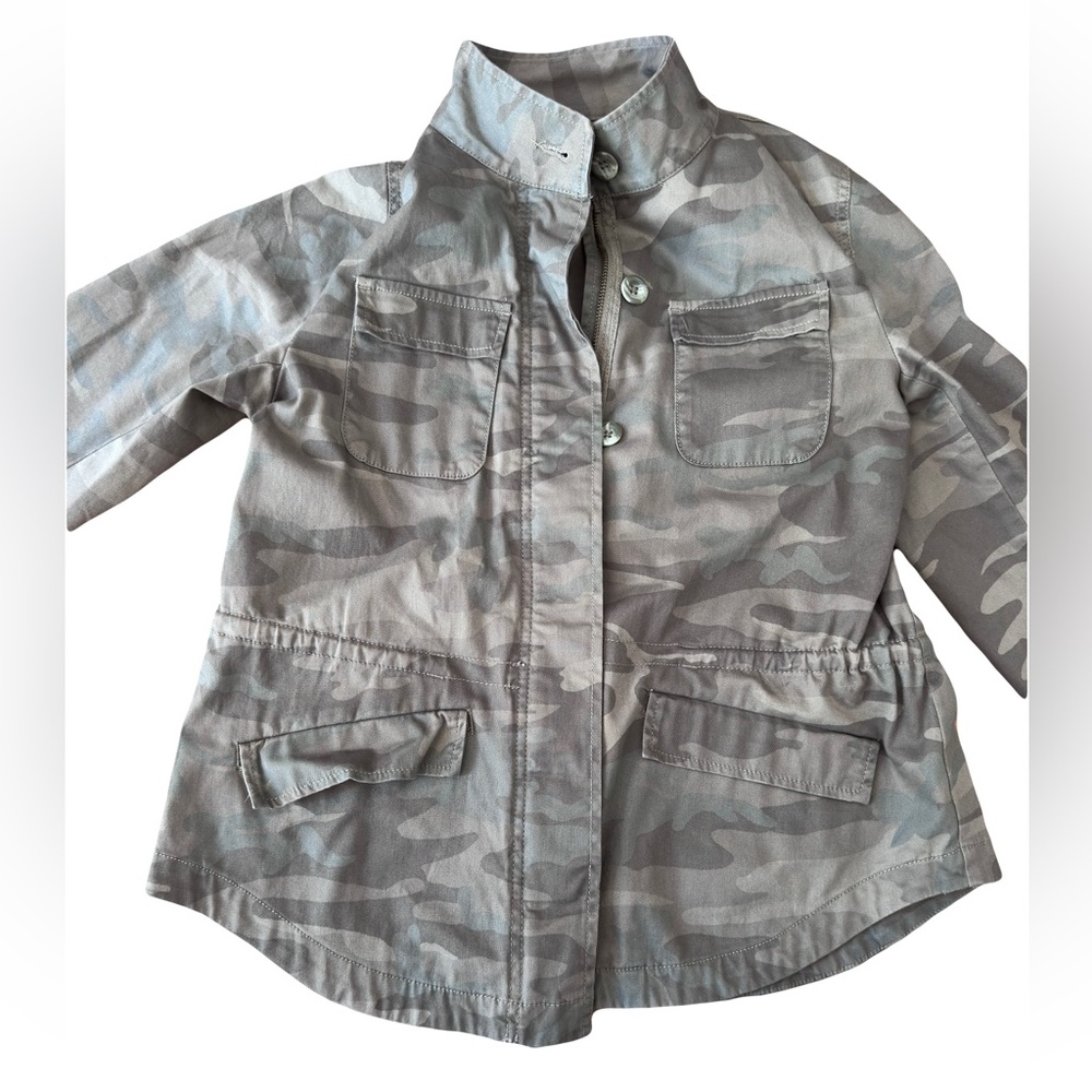 Loft Jacket - Picture 2 of 4